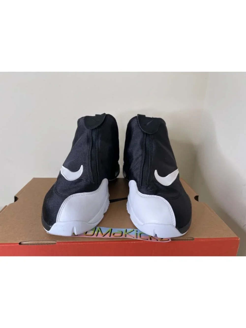 Nike Air Zoom Flight The Glove OG 2026 Mens Sizes IV6206 010